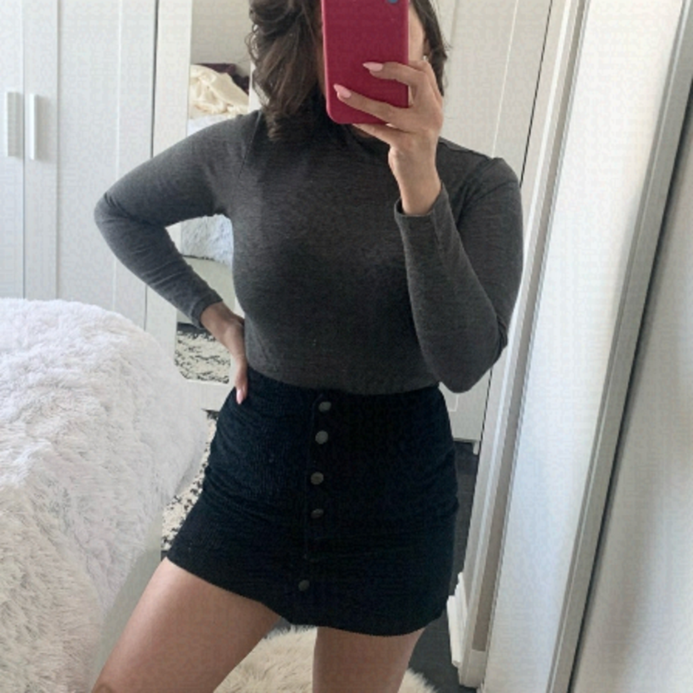 Dynamite Heathered Grey Mock Neck Long Sleeve Top